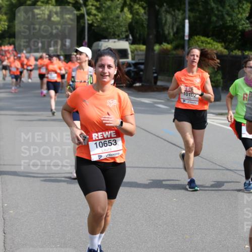 15.06.2025 - REWE Women's Run Jannik Wohlers http://msf.ph/oto/7948955 15.06.2025 09:47:39 Laufen 10653, 10102, 10330 meine-sportfotos.de