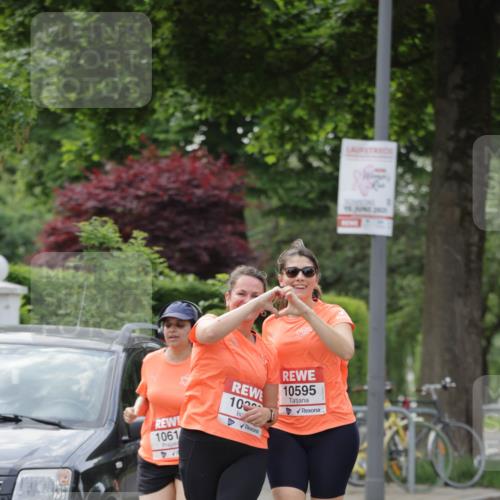 15.06.2025 - REWE Women's Run Jannik Wohlers http://msf.ph/oto/7948970 15.06.2025 08:31:25 Laufen 1061, 1032, 10595 meine-sportfotos.de