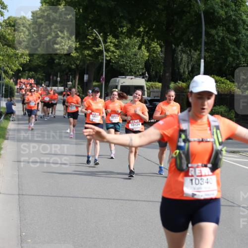 15.06.2025 - REWE Women's Run Jannik Wohlers http://msf.ph/oto/7948990 15.06.2025 09:47:41 Laufen 10091, 10284, 10124, 10340 meine-sportfotos.de