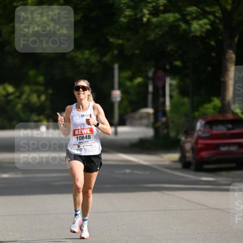 15.06.2025 - REWE Women's Run Dr. Thomas Lammeyer http://msf.ph/oto/7949007 15.06.2025 09:33:49 Laufen 10848 meine-sportfotos.de