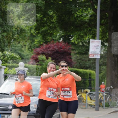 15.06.2025 - REWE Women's Run Jannik Wohlers http://msf.ph/oto/7949015 15.06.2025 08:31:26 Laufen 10611, 103, 10595, 4 meine-sportfotos.de
