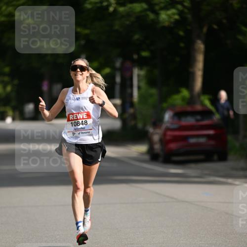 15.06.2025 - REWE Women's Run Dr. Thomas Lammeyer http://msf.ph/oto/7949027 15.06.2025 09:33:50 Laufen 10848 meine-sportfotos.de