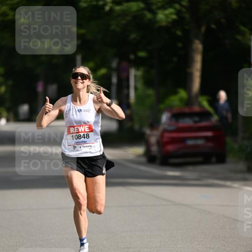 15.06.2025 - REWE Women's Run Dr. Thomas Lammeyer http://msf.ph/oto/7949030 15.06.2025 09:33:50 Laufen 10848 meine-sportfotos.de