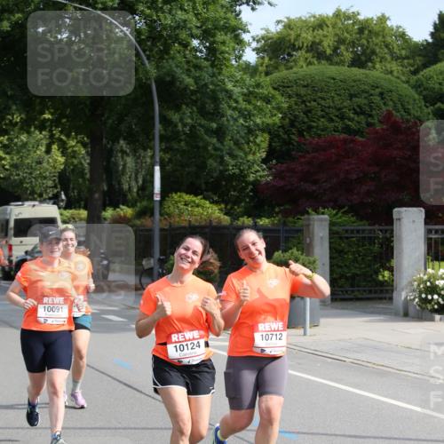 15.06.2025 - REWE Women's Run Jannik Wohlers http://msf.ph/oto/7949050 15.06.2025 09:47:43 Laufen 10091, 10124, 10712 meine-sportfotos.de