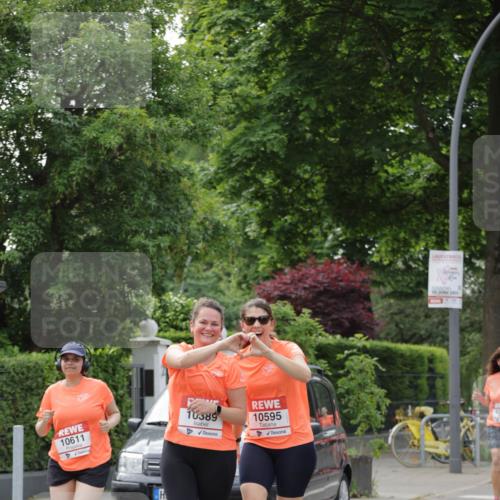 15.06.2025 - REWE Women's Run Jannik Wohlers http://msf.ph/oto/7949057 15.06.2025 08:31:27 Laufen 10611, 10389, 10595, 15, 2025 meine-sportfotos.de