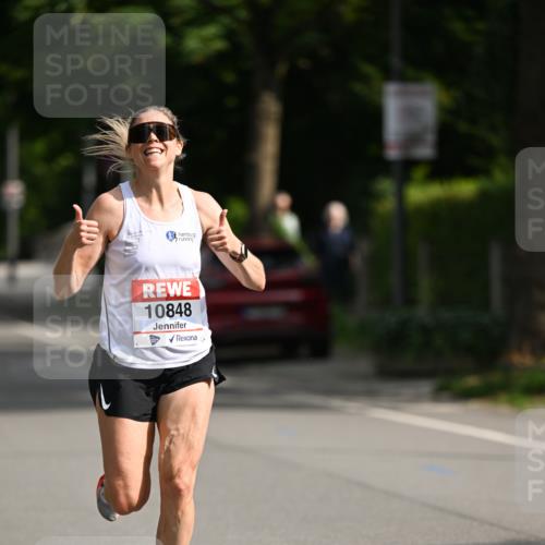 15.06.2025 - REWE Women's Run Dr. Thomas Lammeyer http://msf.ph/oto/7949059 15.06.2025 09:33:51 Laufen 10848 meine-sportfotos.de