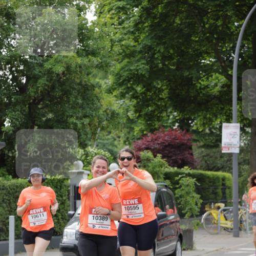 15.06.2025 - REWE Women's Run Jannik Wohlers http://msf.ph/oto/7949063 15.06.2025 08:31:27 Laufen 10611, 10389, 10595 meine-sportfotos.de