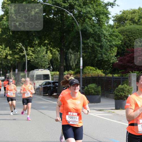 15.06.2025 - REWE Women's Run Jannik Wohlers http://msf.ph/oto/7949068 15.06.2025 09:47:44 Laufen 10651, 10091 meine-sportfotos.de