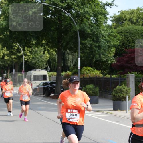 15.06.2025 - REWE Women's Run Jannik Wohlers http://msf.ph/oto/7949070 15.06.2025 09:47:44 Laufen 10091 meine-sportfotos.de