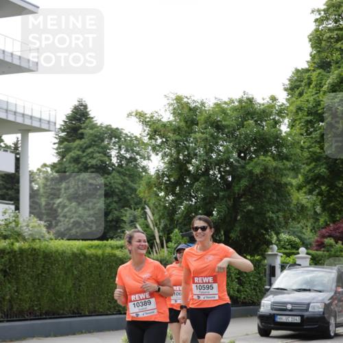15.06.2025 - REWE Women's Run Jannik Wohlers http://msf.ph/oto/7949072 15.06.2025 08:31:28 Laufen 10389, 10595, 106, 1043 meine-sportfotos.de