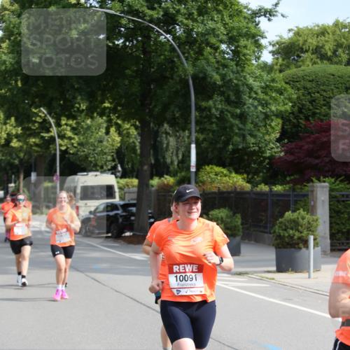15.06.2025 - REWE Women's Run Jannik Wohlers http://msf.ph/oto/7949074 15.06.2025 09:47:45 Laufen 10091 meine-sportfotos.de