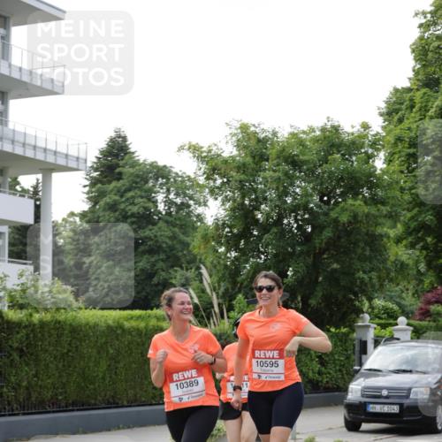 15.06.2025 - REWE Women's Run Jannik Wohlers http://msf.ph/oto/7949075 15.06.2025 08:31:29 Laufen 10389, 10595, 1043 meine-sportfotos.de