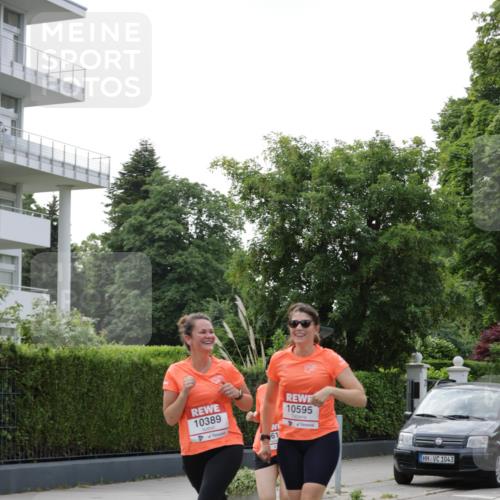 15.06.2025 - REWE Women's Run Jannik Wohlers http://msf.ph/oto/7949077 15.06.2025 08:31:29 Laufen 10389, 10595, 1043 meine-sportfotos.de