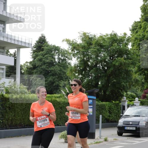 15.06.2025 - REWE Women's Run Jannik Wohlers http://msf.ph/oto/7949090 15.06.2025 08:31:29 Laufen 10389, 10595, 1043 meine-sportfotos.de
