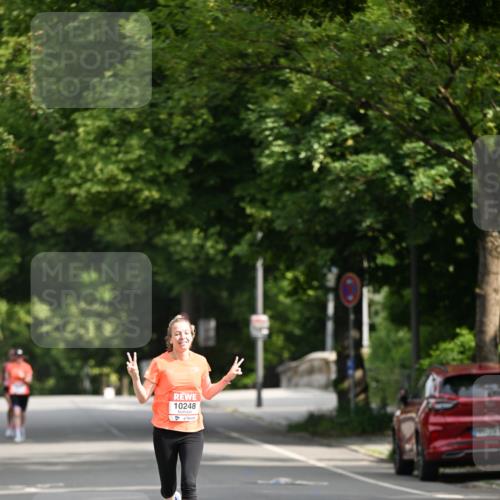 15.06.2025 - REWE Women's Run Dr. Thomas Lammeyer http://msf.ph/oto/7949096 15.06.2025 09:34:05 Laufen 10248 meine-sportfotos.de