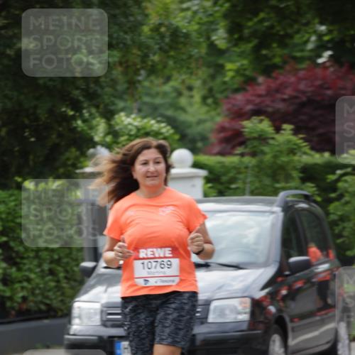 15.06.2025 - REWE Women's Run Jannik Wohlers http://msf.ph/oto/7949098 15.06.2025 08:31:31 Laufen 10769 meine-sportfotos.de
