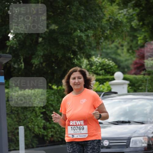 15.06.2025 - REWE Women's Run Jannik Wohlers http://msf.ph/oto/7949115 15.06.2025 08:31:32 Laufen 10769, 1043 meine-sportfotos.de