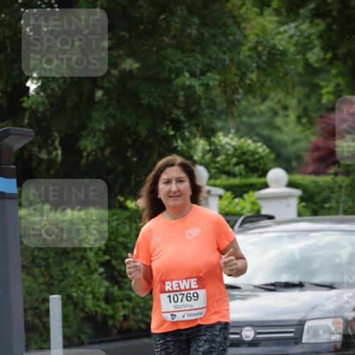 15.06.2025 - REWE Women's Run Jannik Wohlers http://msf.ph/oto/7949117 15.06.2025 08:31:32 Laufen 10769, 1043 meine-sportfotos.de