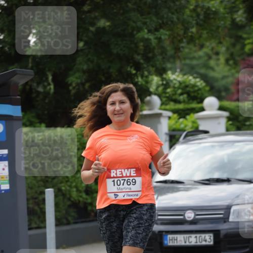 15.06.2025 - REWE Women's Run Jannik Wohlers http://msf.ph/oto/7949128 15.06.2025 08:31:32 Laufen 10769, 1043 meine-sportfotos.de