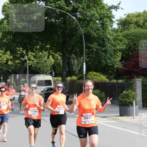 15.06.2025 - REWE Women's Run Jannik Wohlers http://msf.ph/oto/7949135 15.06.2025 09:47:48 Laufen 845, 10708, 10514, 10651 meine-sportfotos.de