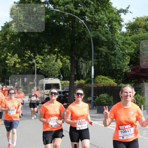 15.06.2025 - REWE Women's Run Jannik Wohlers http://msf.ph/oto/7949147 15.06.2025 09:47:48 Laufen 10845, 1070, 10514, 10651 meine-sportfotos.de