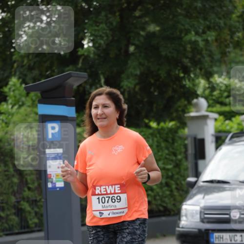 15.06.2025 - REWE Women's Run Jannik Wohlers http://msf.ph/oto/7949152 15.06.2025 08:31:33 Laufen 10769, 1 meine-sportfotos.de