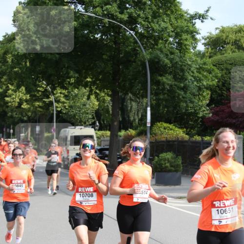 15.06.2025 - REWE Women's Run Jannik Wohlers http://msf.ph/oto/7949154 15.06.2025 09:47:49 Laufen 0845, 514, 10708, 10651 meine-sportfotos.de