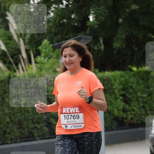 15.06.2025 - REWE Women's Run Jannik Wohlers http://msf.ph/oto/7949163 15.06.2025 08:31:33 Laufen 10769 meine-sportfotos.de