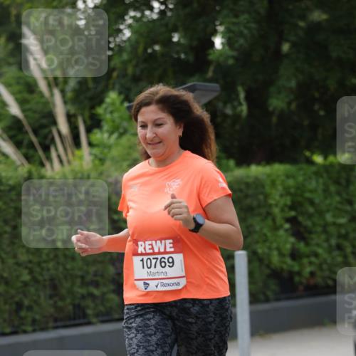15.06.2025 - REWE Women's Run Jannik Wohlers http://msf.ph/oto/7949167 15.06.2025 08:31:33 Laufen 10769 meine-sportfotos.de