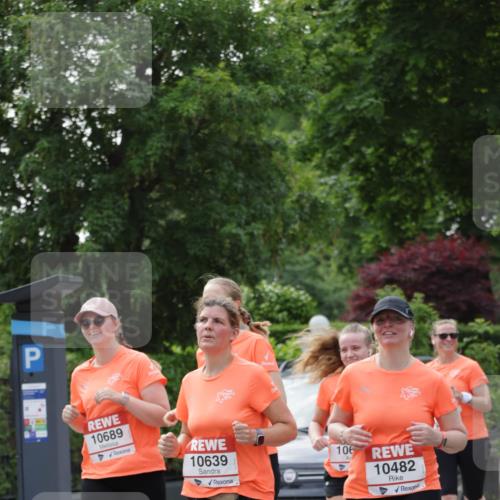 15.06.2025 - REWE Women's Run Jannik Wohlers http://msf.ph/oto/7949186 15.06.2025 08:31:36 Laufen 10689, 10639, 1043, 106, 10482 meine-sportfotos.de
