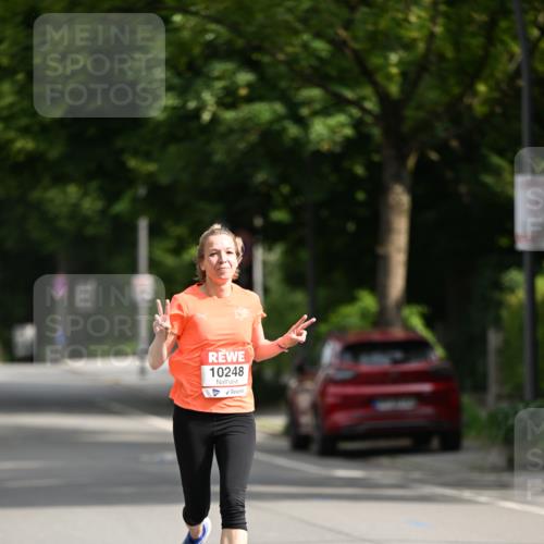 15.06.2025 - REWE Women's Run Dr. Thomas Lammeyer http://msf.ph/oto/7949192 15.06.2025 09:34:08 Laufen 10248 meine-sportfotos.de