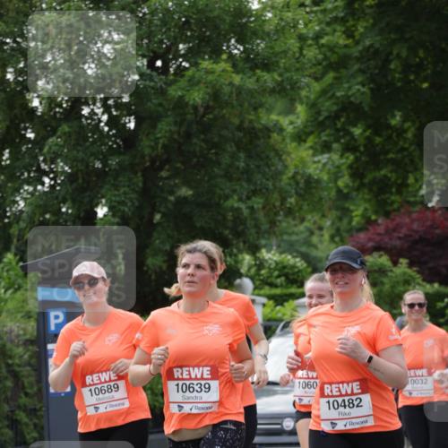 15.06.2025 - REWE Women's Run Jannik Wohlers http://msf.ph/oto/7949195 15.06.2025 08:31:36 Laufen 10689, 10639, 1060, 10482, 10, 0032 meine-sportfotos.de