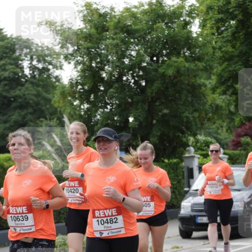 15.06.2025 - REWE Women's Run Jannik Wohlers http://msf.ph/oto/7949233 15.06.2025 08:31:37 Laufen 10639, 10420, 10482, 05, 10032 meine-sportfotos.de