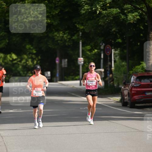 15.06.2025 - REWE Women's Run Dr. Thomas Lammeyer http://msf.ph/oto/7949239 15.06.2025 09:34:16 Laufen 10200, 10861 meine-sportfotos.de