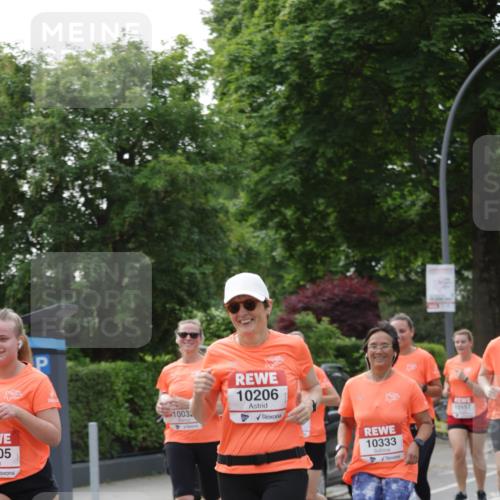 15.06.2025 - REWE Women's Run Jannik Wohlers http://msf.ph/oto/7949246 15.06.2025 08:31:38 Laufen 05, 1003, 10206, 10333, 4, 10557 meine-sportfotos.de