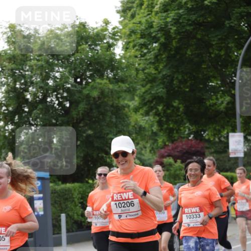 15.06.2025 - REWE Women's Run Jannik Wohlers http://msf.ph/oto/7949253 15.06.2025 08:31:38 Laufen 05, 100, 10206, 0309, 10333, 10557 meine-sportfotos.de