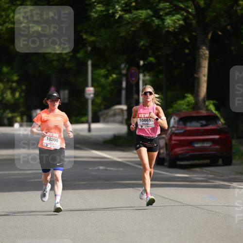 15.06.2025 - REWE Women's Run Dr. Thomas Lammeyer http://msf.ph/oto/7949285 15.06.2025 09:34:18 Laufen 10200, 10861 meine-sportfotos.de
