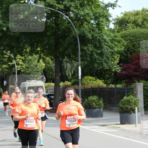15.06.2025 - REWE Women's Run Jannik Wohlers http://msf.ph/oto/7949337 15.06.2025 09:47:58 Laufen 10552, 92, 10553 meine-sportfotos.de