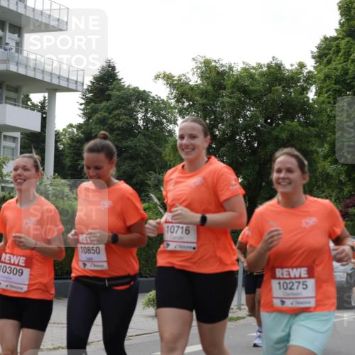 15.06.2025 - REWE Women's Run Jannik Wohlers http://msf.ph/oto/7949358 15.06.2025 08:31:42 Laufen 2, 10309, 10850, 10716, 10275, 10597 meine-sportfotos.de