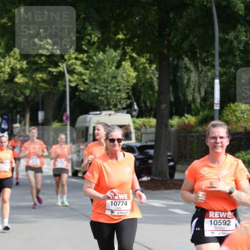 15.06.2025 - REWE Women's Run Jannik Wohlers http://msf.ph/oto/7949374 15.06.2025 09:48:00 Laufen 10774, 10592 meine-sportfotos.de
