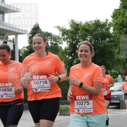 15.06.2025 - REWE Women's Run Jannik Wohlers http://msf.ph/oto/7949382 15.06.2025 08:31:42 Laufen 309, 10850, 10716, 10275, 557, 10597, 1043 meine-sportfotos.de