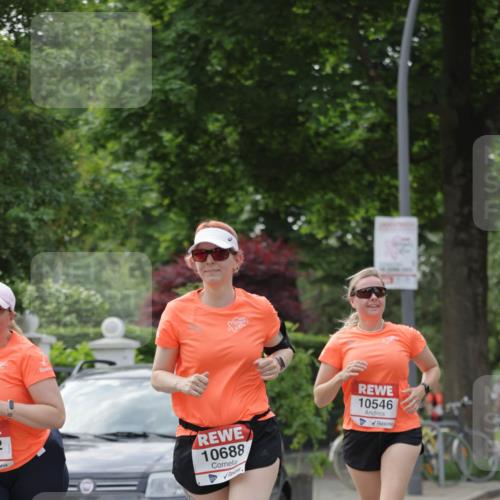 15.06.2025 - REWE Women's Run Jannik Wohlers http://msf.ph/oto/7949444 15.06.2025 08:31:48 Laufen 1043, 10688, 10546 meine-sportfotos.de