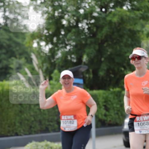15.06.2025 - REWE Women's Run Jannik Wohlers http://msf.ph/oto/7949454 15.06.2025 08:31:49 Laufen 10182, 1068 meine-sportfotos.de