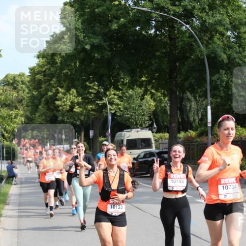 15.06.2025 - REWE Women's Run Jannik Wohlers http://msf.ph/oto/7949488 15.06.2025 09:48:07 Laufen 1083, 10133, 837, 10743, 10734 meine-sportfotos.de