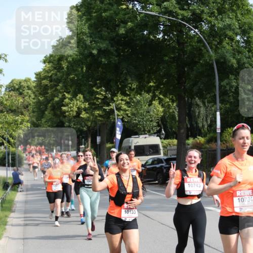 15.06.2025 - REWE Women's Run Jannik Wohlers http://msf.ph/oto/7949490 15.06.2025 09:48:07 Laufen 10133, 10743, 10734 meine-sportfotos.de