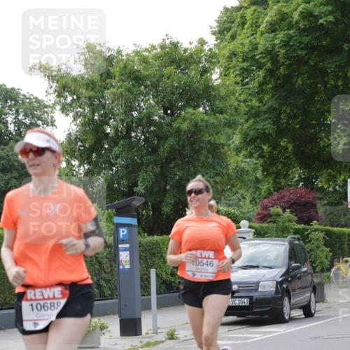 15.06.2025 - REWE Women's Run Jannik Wohlers http://msf.ph/oto/7949497 15.06.2025 08:31:51 Laufen 10688, 0546, 1043 meine-sportfotos.de