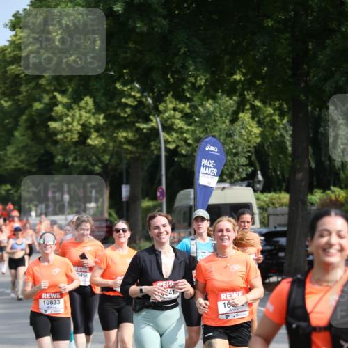 15.06.2025 - REWE Women's Run Jannik Wohlers http://msf.ph/oto/7949501 15.06.2025 09:48:09 Laufen 10833, 41, 100 meine-sportfotos.de