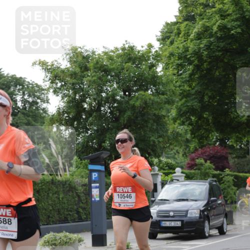 15.06.2025 - REWE Women's Run Jannik Wohlers http://msf.ph/oto/7949511 15.06.2025 08:31:51 Laufen 588, 10546, 1043 meine-sportfotos.de