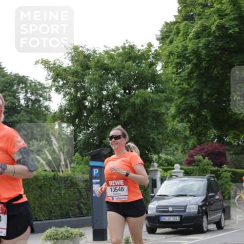 15.06.2025 - REWE Women's Run Jannik Wohlers http://msf.ph/oto/7949514 15.06.2025 08:31:51 Laufen 10546, 1043 meine-sportfotos.de