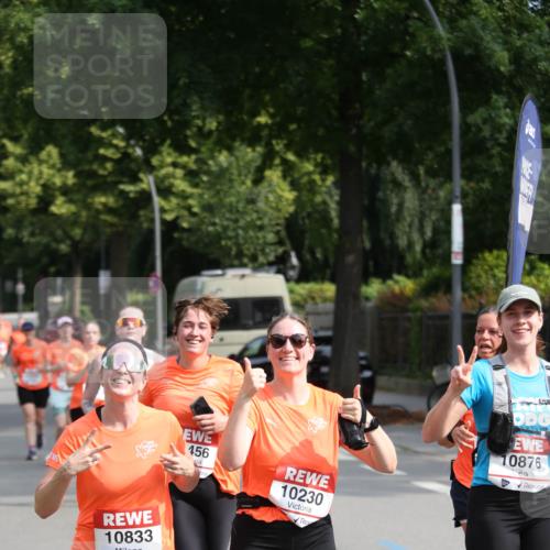 15.06.2025 - REWE Women's Run Jannik Wohlers http://msf.ph/oto/7949557 15.06.2025 09:48:12 Laufen 10833, 456, 10230, 10876 meine-sportfotos.de